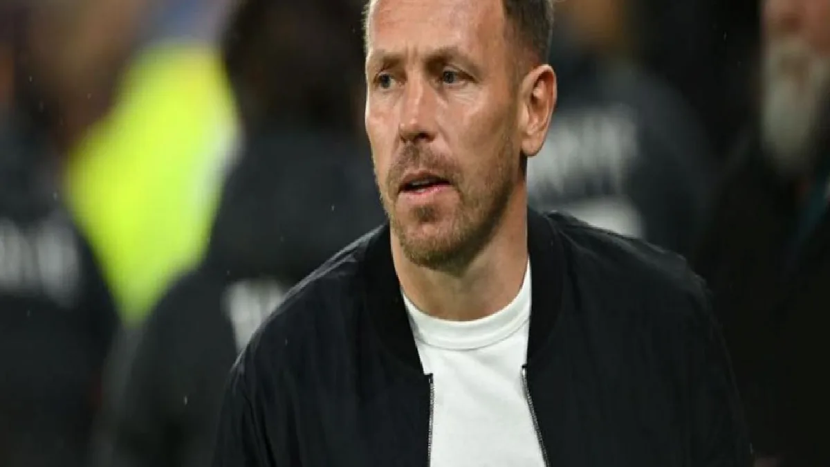wales-boss-bellamy-in-talks-over-burnley-job-vNd42Py2.webp
