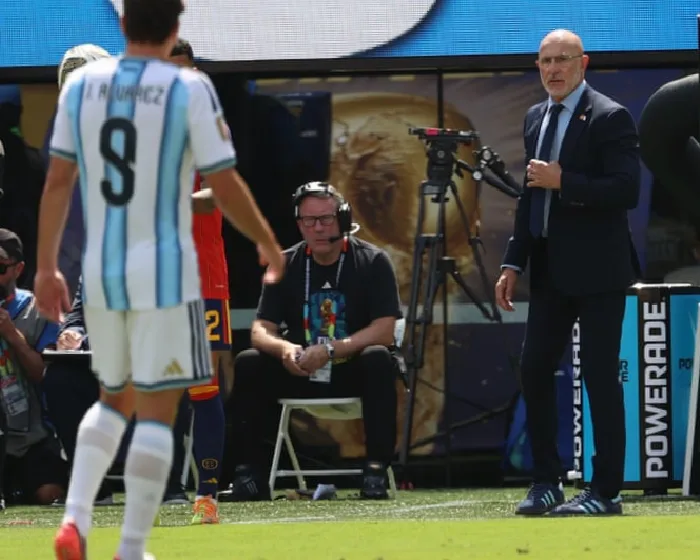 argentina-behaviour-after-world-cup-final-was-intolerable-says-de-la-fuente-XiarF6ex.webp