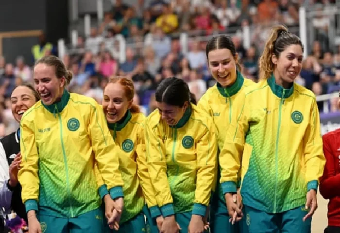 australias-men-lose-commonwealth-cycling-pursuit-to-england-but-women-triumph-a7d72OZB.webp