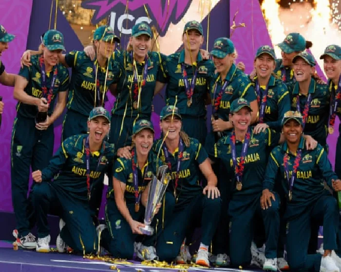 england-stifled-by-nerves-and-caution-as-australia-seize-initiative-and-glory-rwBRP4Ie.webp