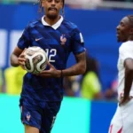football-transfer-rumours-arsenal-and-liverpool-battle-it-out-for-bradley-barcola-HNZU1Inu.webp