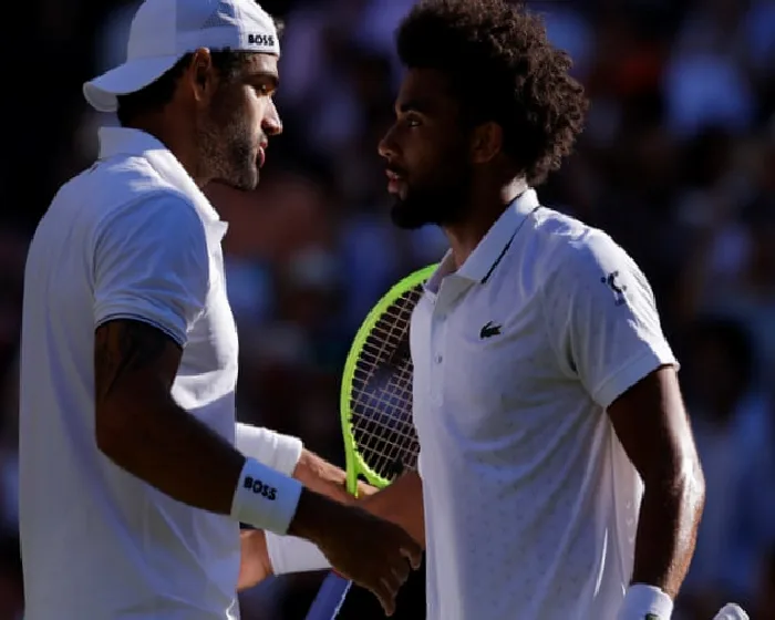 frances-feisty-fils-wins-over-centre-court-but-berrettini-has-too-much-savvy-5V31BsBA.webp