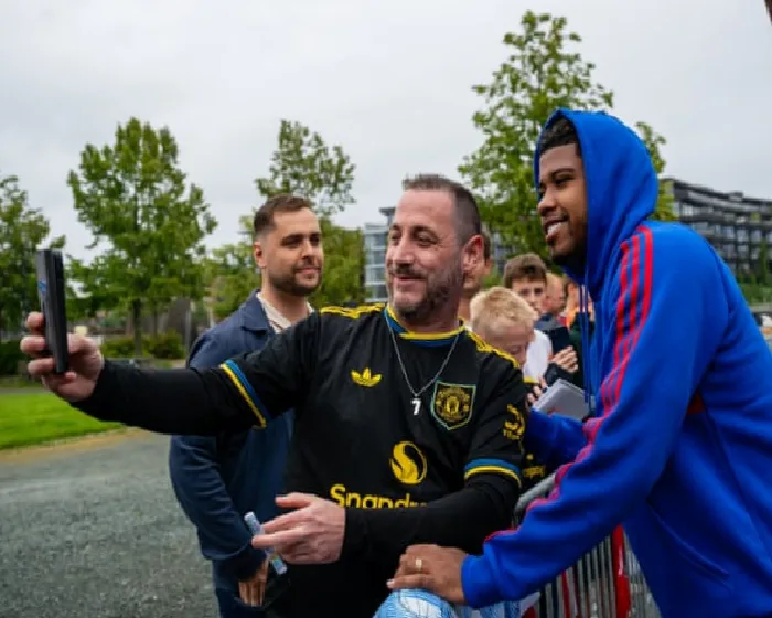 manchester-united-and-the-quest-to-make-mythical-midfield-a-reality-qkOLTMTs.webp
