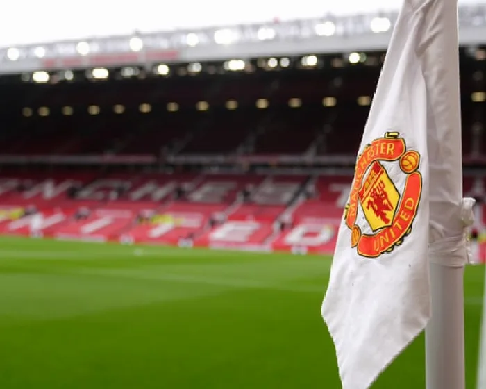 manchester-united-supporters-groups-in-uproar-over-suspension-of-season-tickets-RXhMrBiF.webp