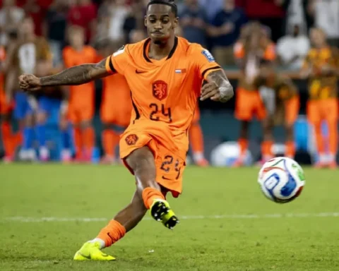 manchester-united-to-target-30m-crysencio-summerville-should-marcus-rashford-leave-zd5WtDxN.webp