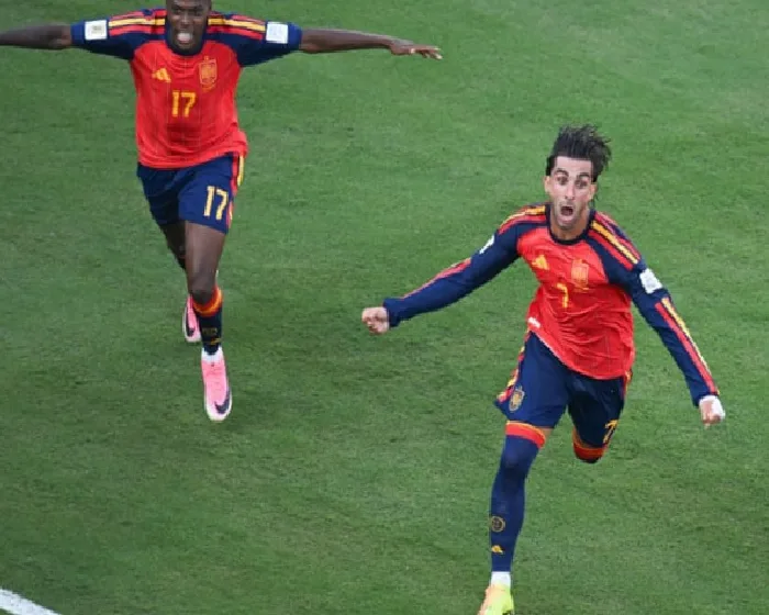 nico-williams-ferran-torres-and-spains-adaptable-world-cup-excellence-CCwcwnNJ.webp