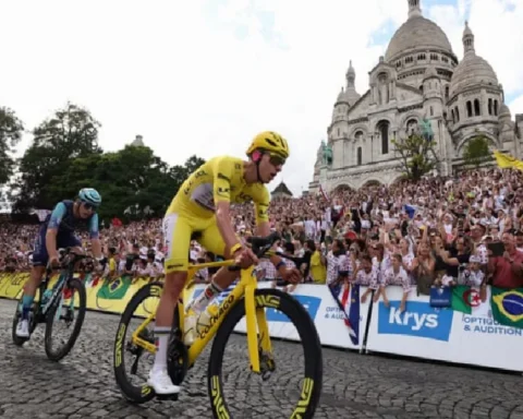 relentless-tadej-pogacar-wins-fifth-tour-de-france-to-equal-record-nqhtaIff.webp