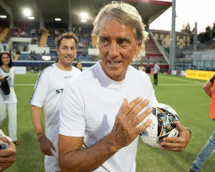 roberto-mancini-returns-as-italy-head-coach-with-claudio-ranieri-named-technical-director-A4QvyH2t.webp