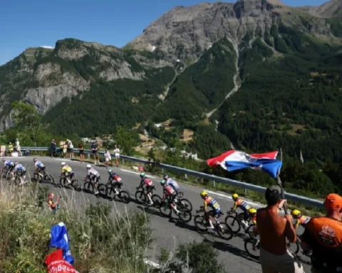 tour-de-france-worries-emerge-for-tadej-pogacar-after-illness-sweeps-through-team-sPkZweTU.webp