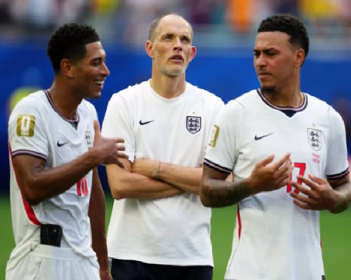 tuchel-is-clinging-to-an-outdated-english-style-he-must-let-players-take-Nmhmrtye.webp