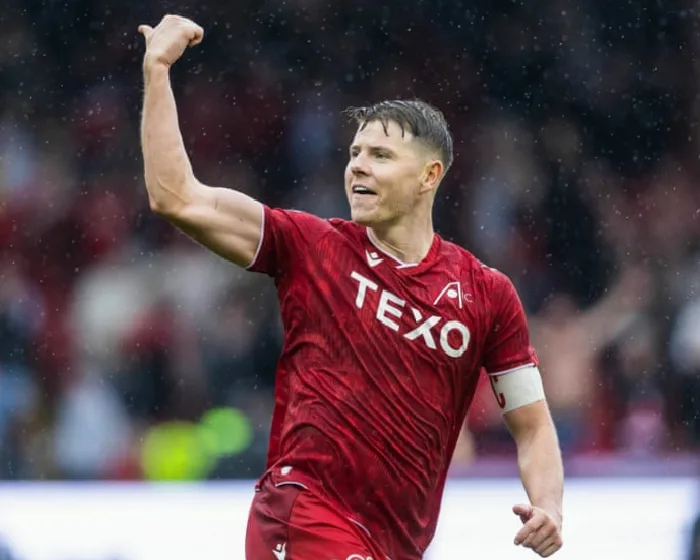 scottish-premiership-mayo-and-nisbet-strike-late-to-help-aberdeen-stun-hearts-IBdCTKQp.webp
